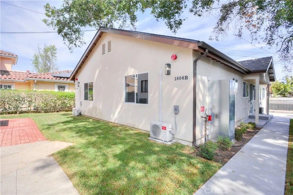 Photo of 1806 8th St #B, Alhambra, CA 91803 (MLS # WS26068417)