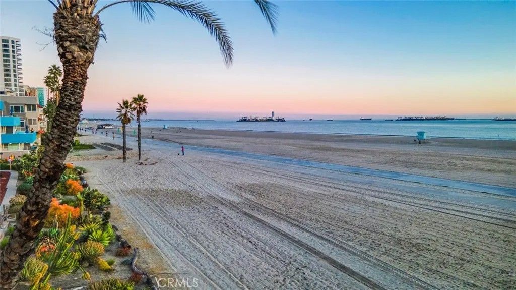 Photo of 1140 E Ocean Boulevard #235, Long Beach, CA 90802 (MLS # GD26005385)