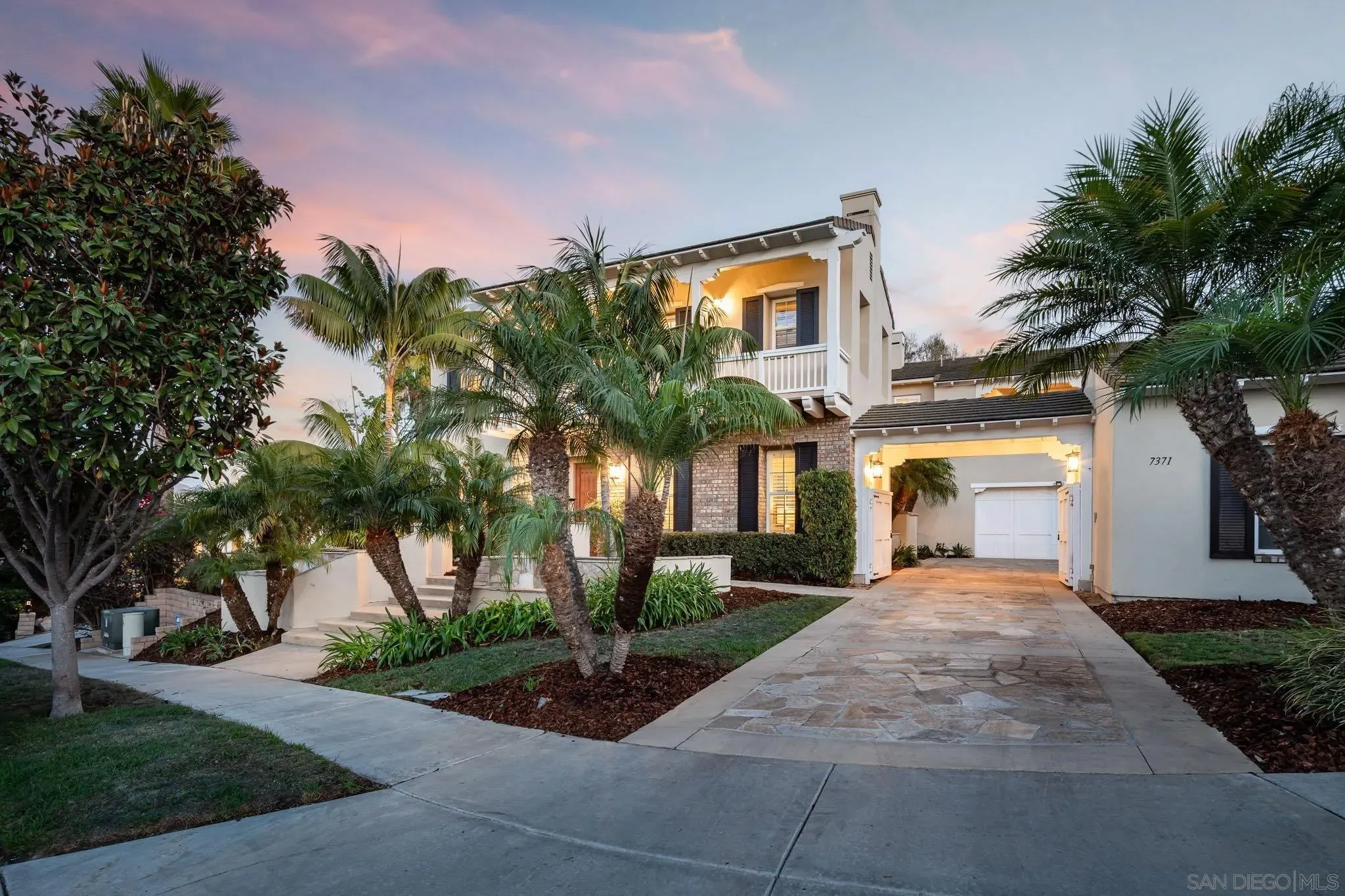 San Diego, California 92127, United States, 5 Bedrooms Bedrooms, ,6 BathroomsBathrooms,Residential,Active,205707