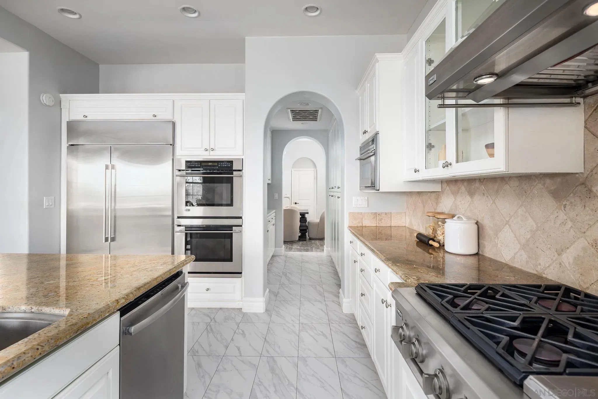 San Diego, California 92127, United States, 5 Bedrooms Bedrooms, ,6 BathroomsBathrooms,Residential,Active,205707