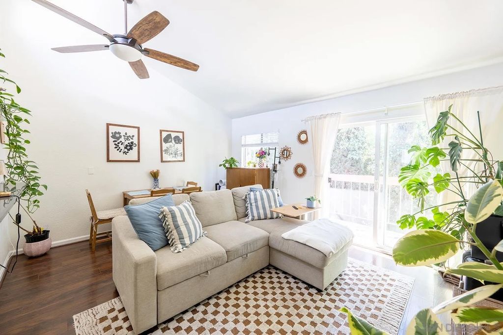 Photo of 4211 Iowa St #6, San Diego, CA 92104 (MLS # 260009872)