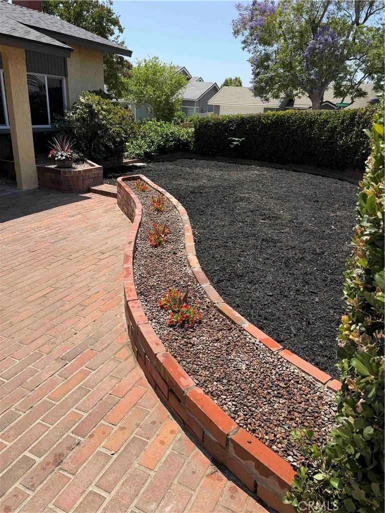 9913 Monte Vista