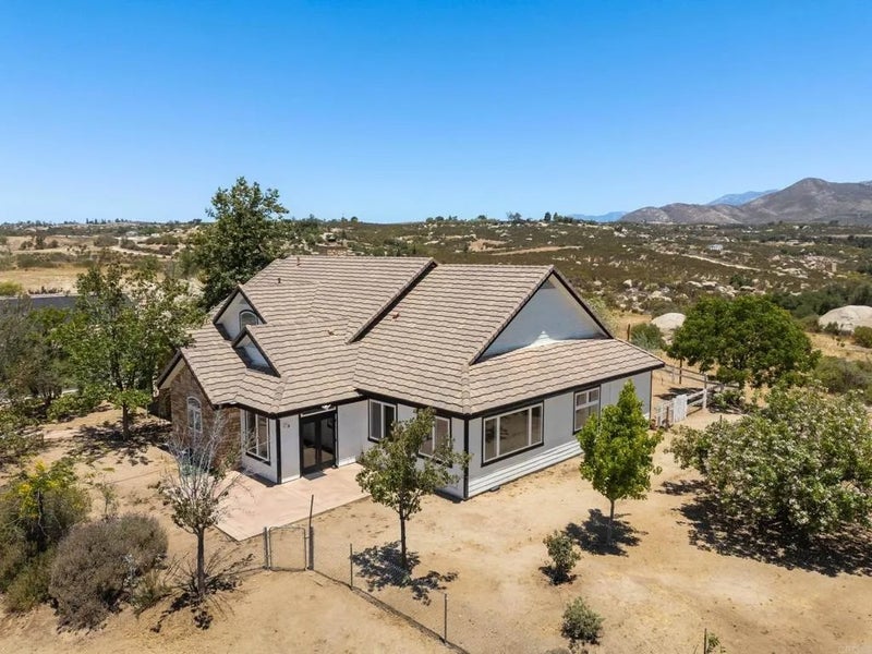 44075 Timber Trail