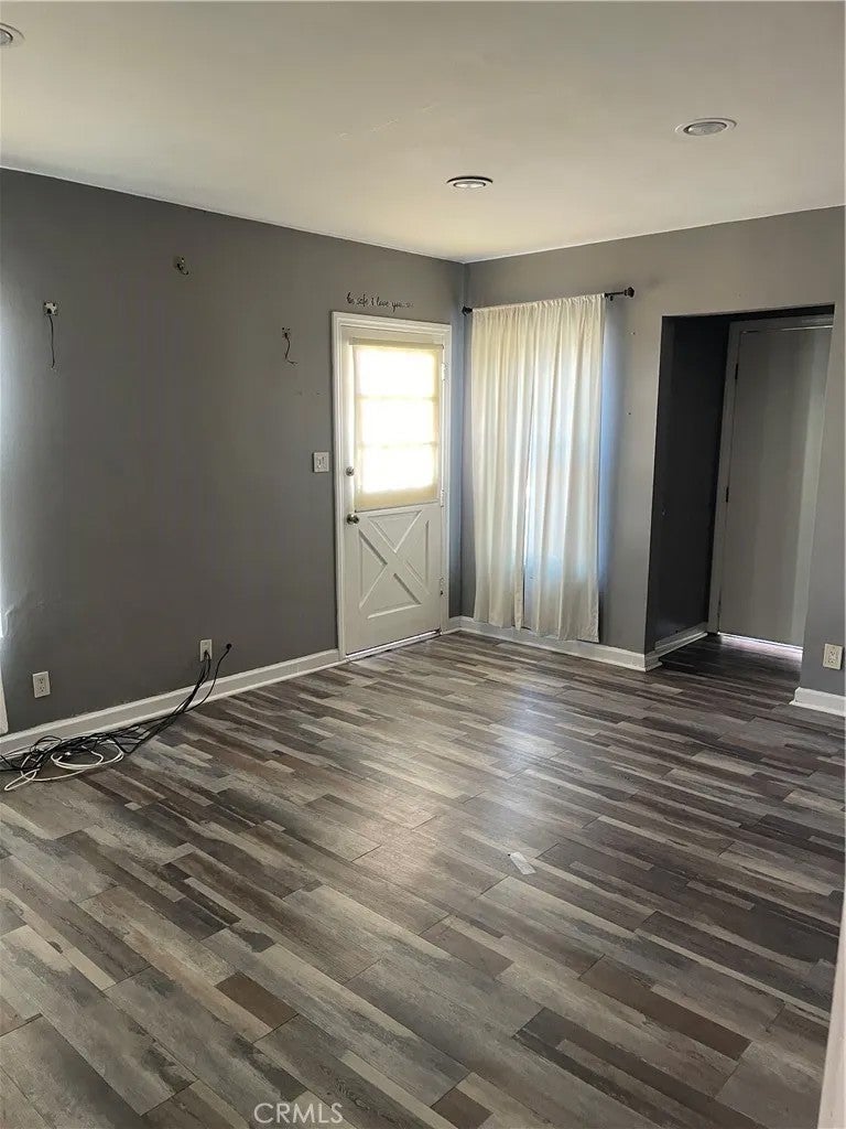 464 W Wilson Ave