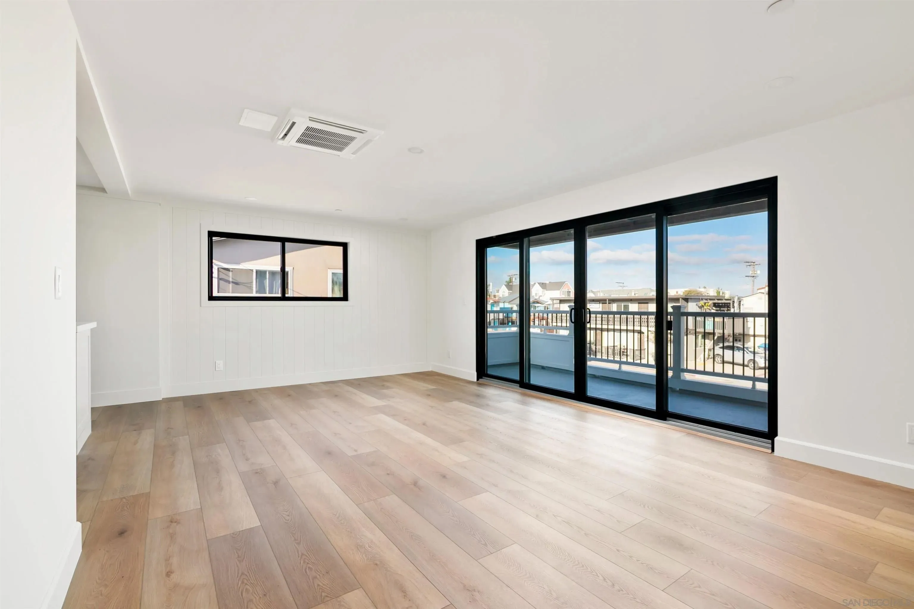 San Diego, California 92109, United States, 3 Bedrooms Bedrooms, ,3 BathroomsBathrooms,Residential,Active,224672