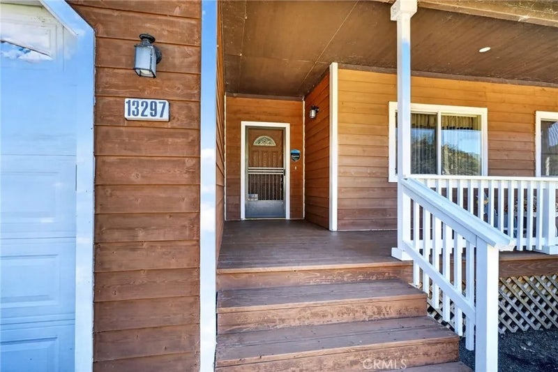 13297 Anchor Village