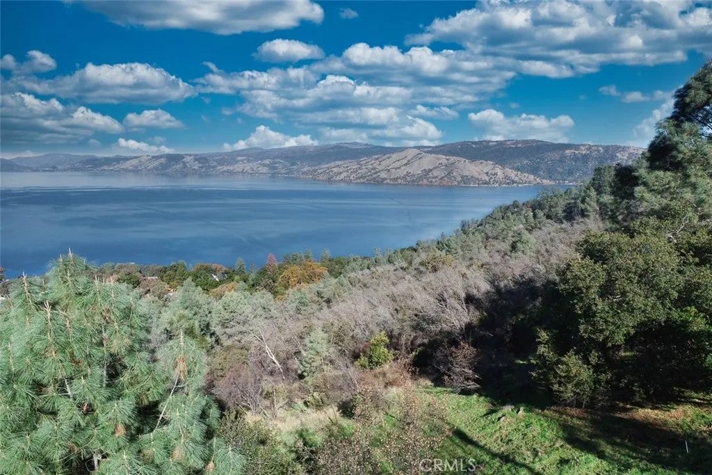 Photo of 3279 Westridge Dr, Kelseyville, CA 95451 (MLS # LC26168165)