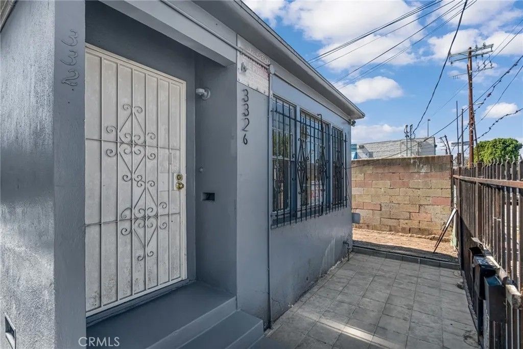 Photo of 3322 W 63rd Street, Los Angeles, CA 90043 (MLS # RS26052412)