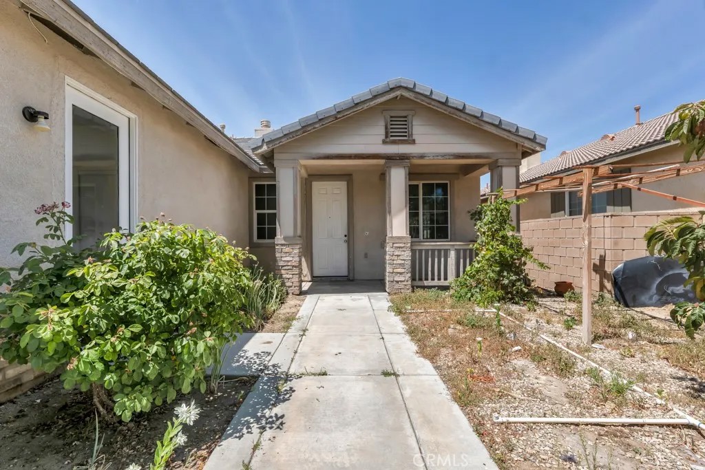 3753 Saddleback Drive