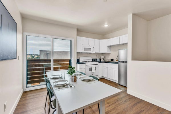 4781 CEREZA ST # 4787, SAN DIEGO, CA 92102 - Image 628ba64b66c196db09b0dae3a7a65021/1465588169