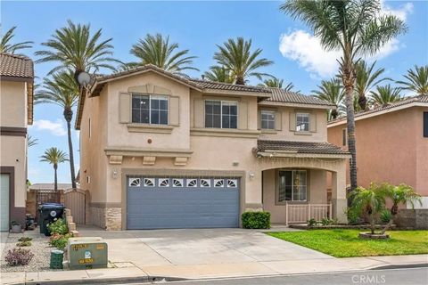 Photo of 13547 Hatcher Pl, Fontana, CA 92336 (MLS # AR26090487)
