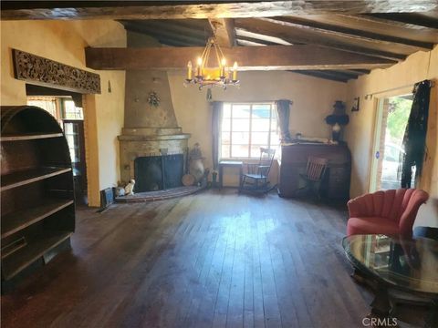 Tiny photo for 3221 Redwood Dr, Riverside, CA 92501 (MLS # IV25241550)
