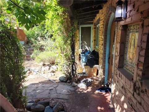 Tiny photo for 3221 Redwood Dr, Riverside, CA 92501 (MLS # IV25241550)