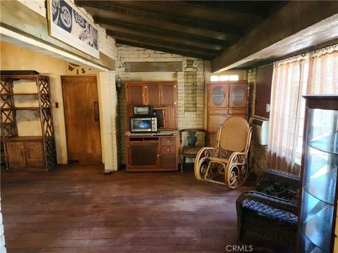 Tiny photo for 3221 Redwood Dr, Riverside, CA 92501 (MLS # IV25241550)