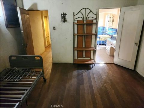Tiny photo for 3221 Redwood Dr, Riverside, CA 92501 (MLS # IV25241550)