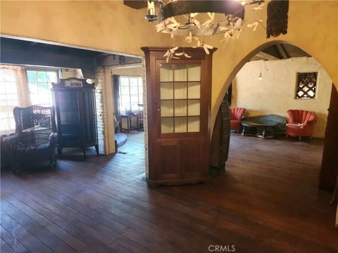 Tiny photo for 3221 Redwood Dr, Riverside, CA 92501 (MLS # IV25241550)
