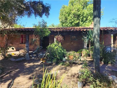 Tiny photo for 3221 Redwood Dr, Riverside, CA 92501 (MLS # IV25241550)