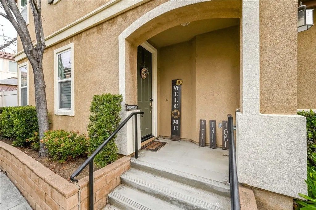 Photo of 37249 Galileo Lane, Murrieta, CA 92563 (MLS # IV26067807)