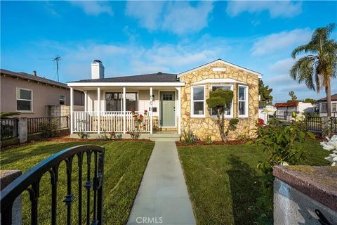 Photo of 501 S Pearl Ave, Compton, CA 90221 (MLS # WS26059520)