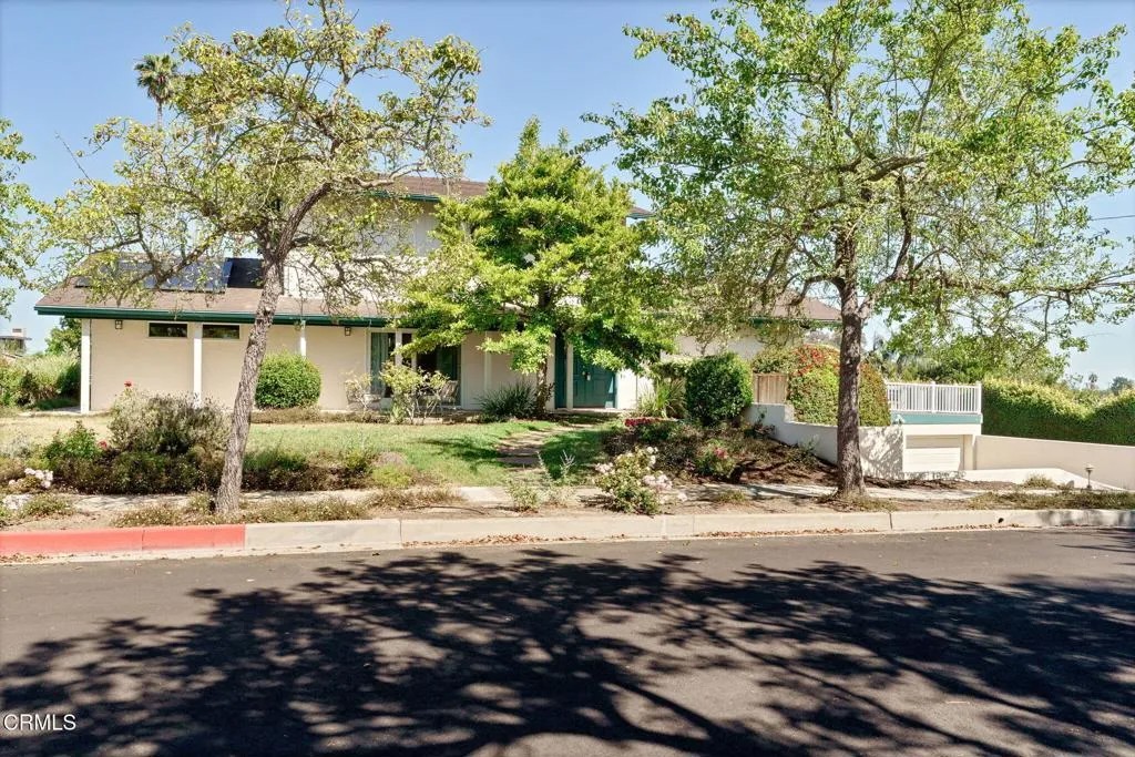 1749 La Coronilla Drive