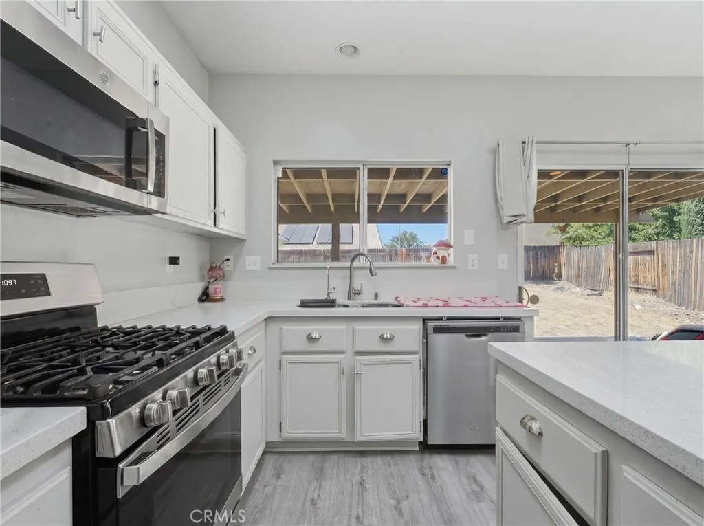 13777 Clear Valley RD