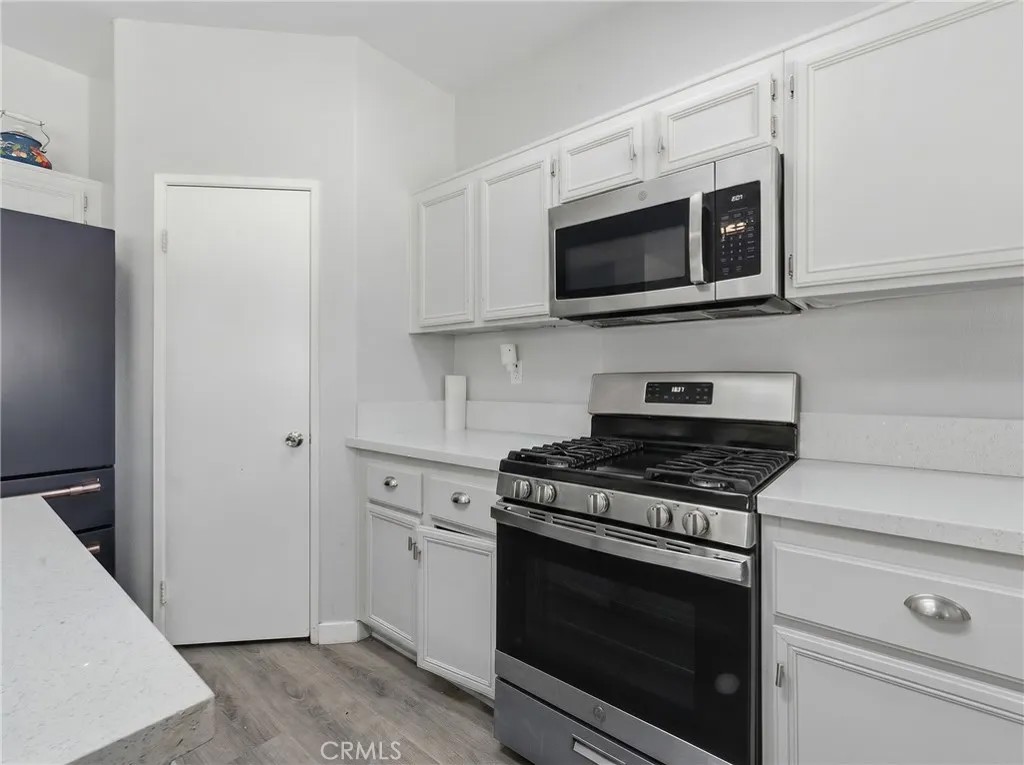13777 Clear Valley RD
