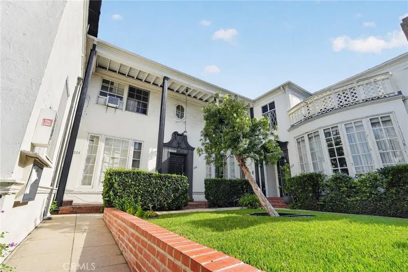 1274 S Beverly Glen