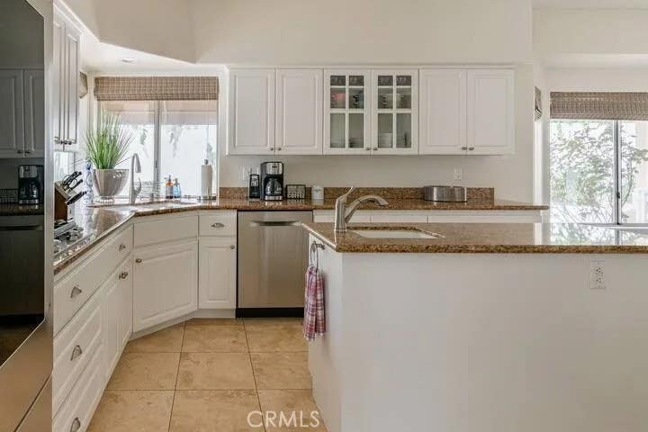 Photo of 44451 Kings Canyon Lane, Palm Desert, CA 92260 (MLS # OC22173569)