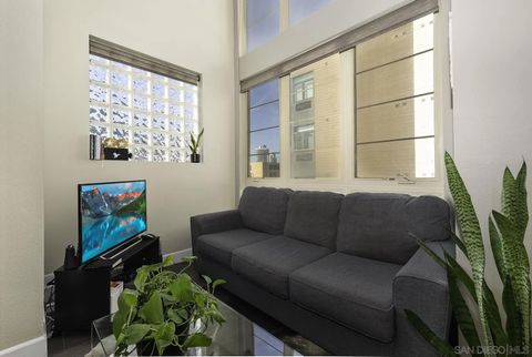 Tiny photo for 1480 Broadway #2607, San Diego, CA 92101 (MLS # 260007522)