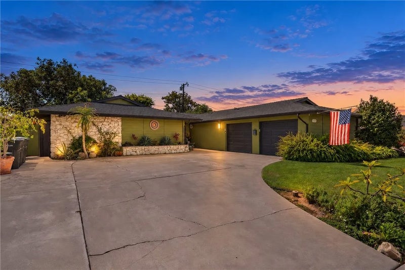 1408 E Fairway Dr
