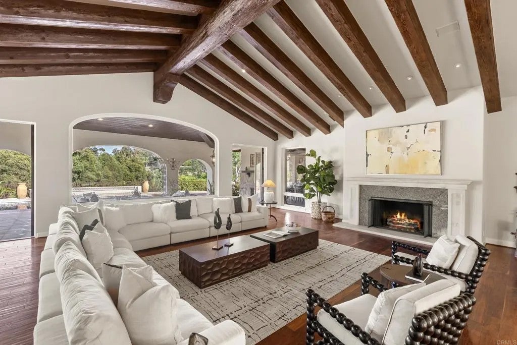 5202 San Elijo Ave