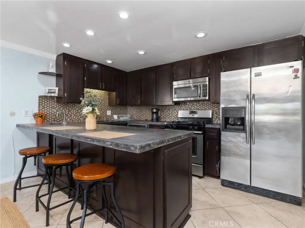 2501 S El Camino Real 205
