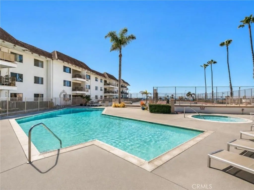 2501 S El Camino Real 205