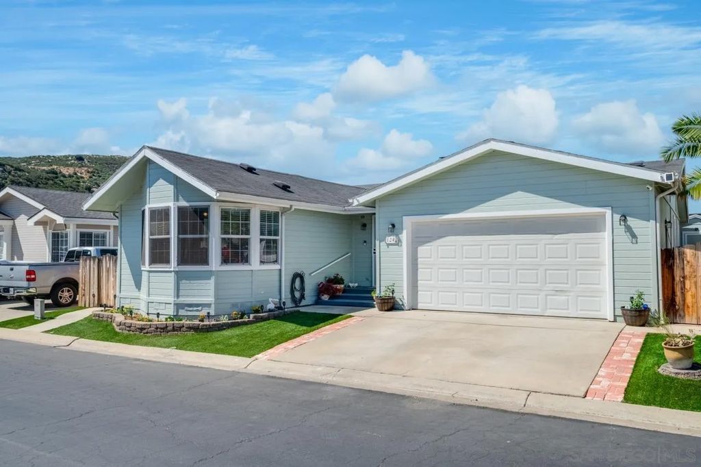 Photo of 15935 Spring Oaks Rd #124, El Cajon, CA 92021 (MLS # 260009037)