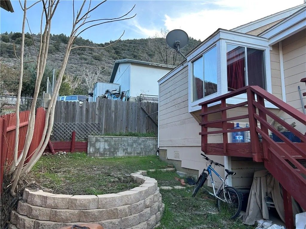 Photo of 3408 California Trl, Frazier Park, CA 93225 (MLS # SR26006579)