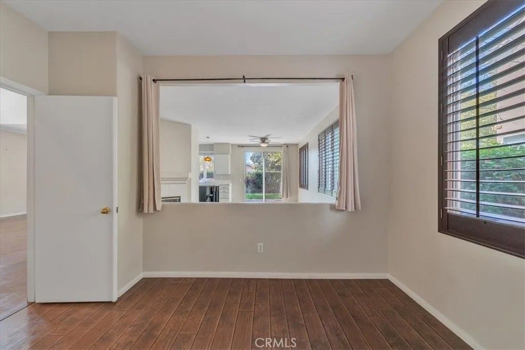 Photo of 31853 Via Tafalla, Temecula, CA 92592 (MLS # TR25238867)