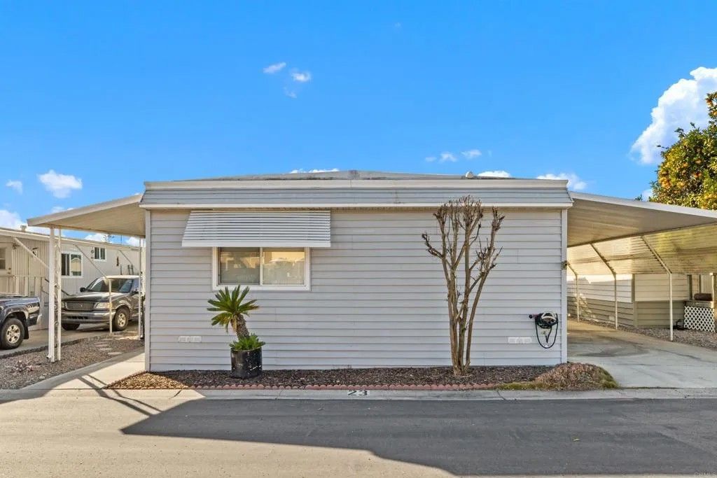 Photo of 1600 E Vista Vis #23, Vista, CA 92084 (MLS # NDP2511554)