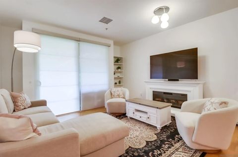 Tiny photo for 1465 C St #3509, San Diego, CA 92101 (MLS # 250039635)