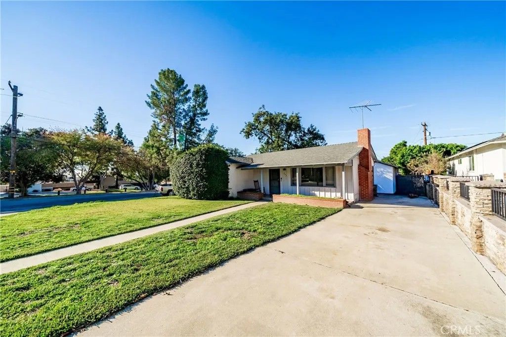 Photo of 639 Terrado Drive, Monrovia, CA 91016 (MLS # IV26006423)