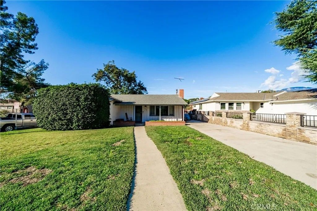 Photo of 639 Terrado Drive, Monrovia, CA 91016 (MLS # IV26006423)