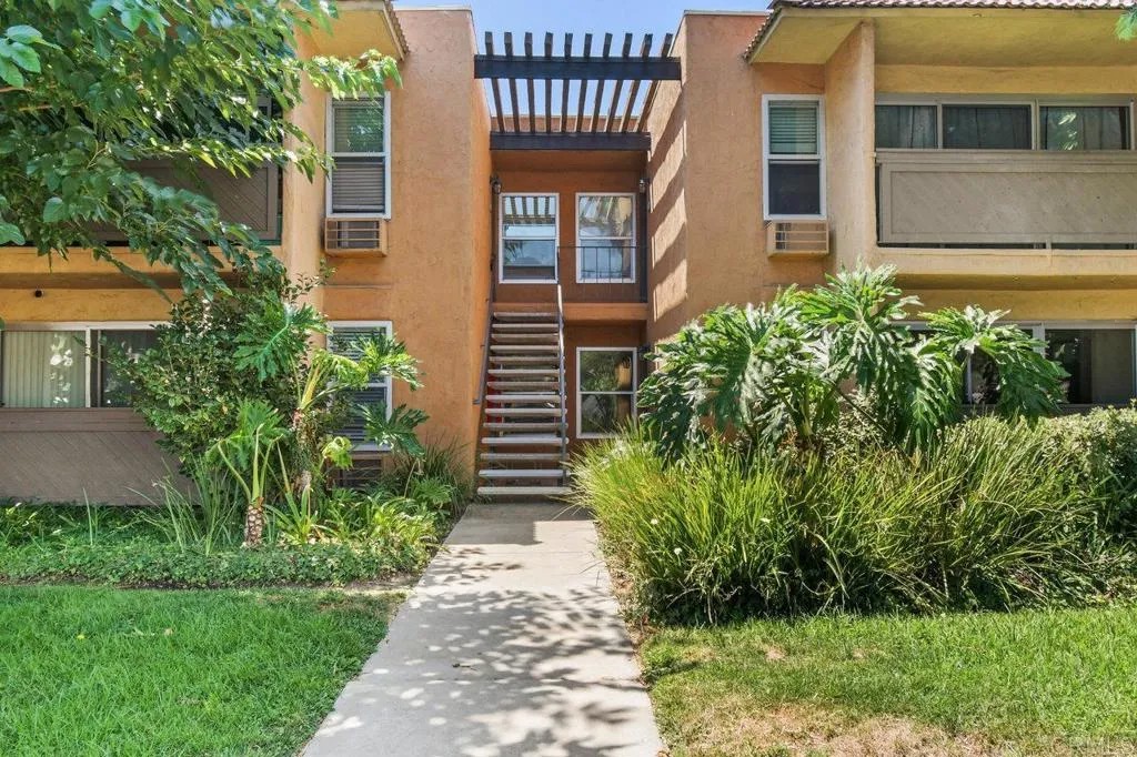 6911 Alvarado Road 16