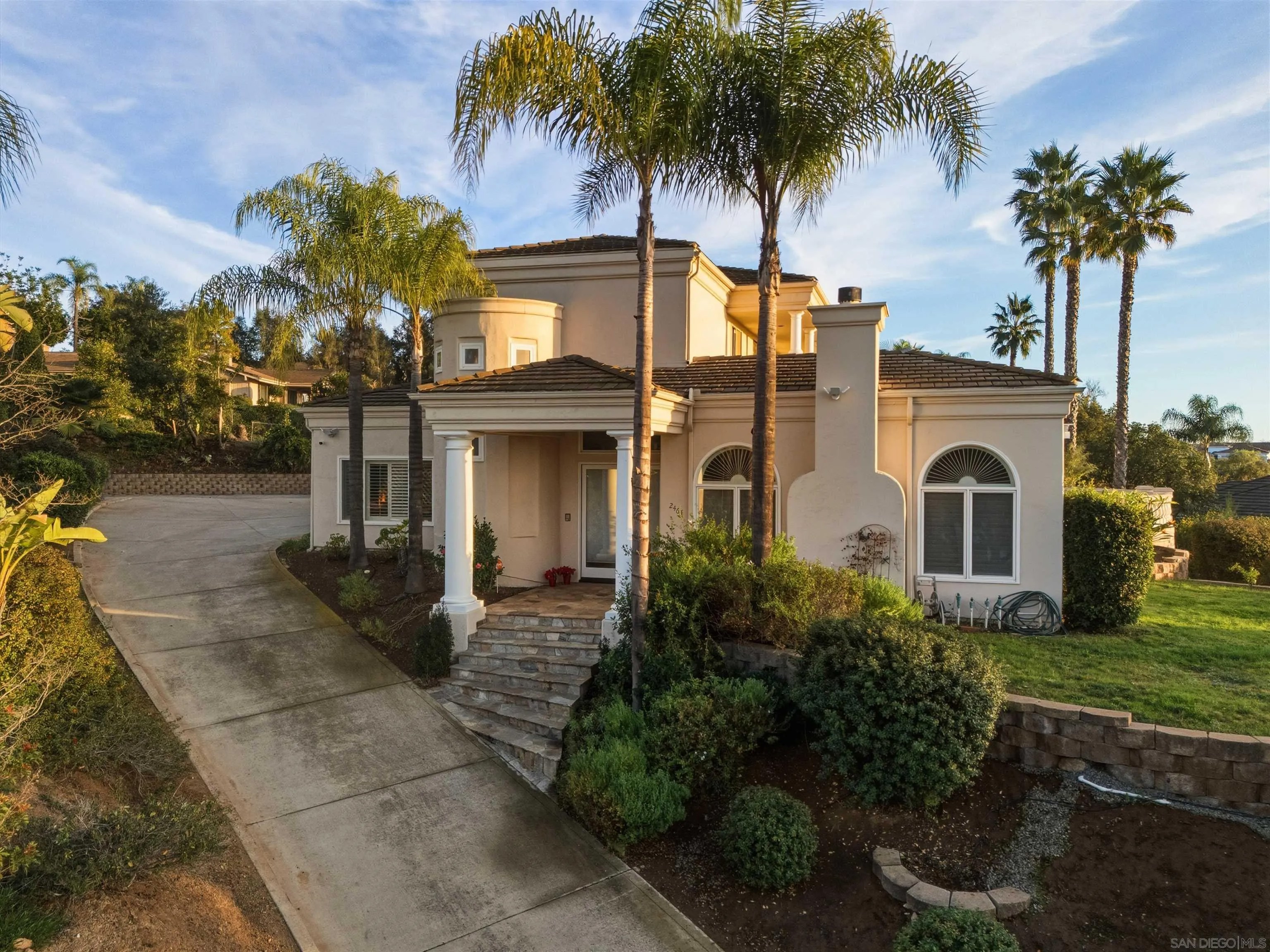 2464 Canyon Creek Rd