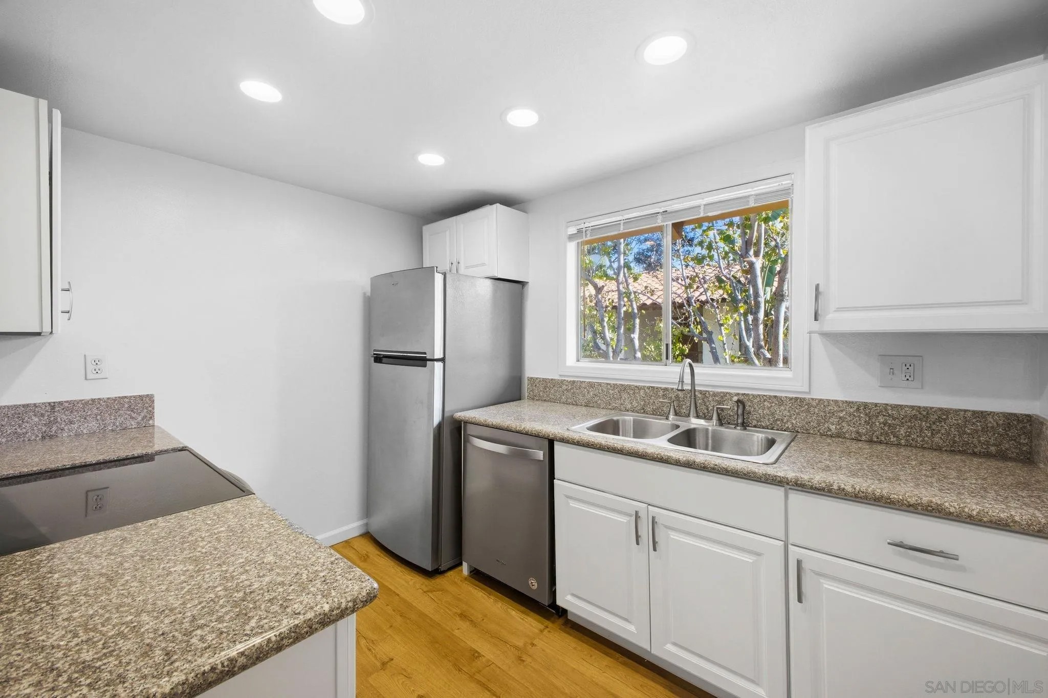 6019 Rancho Mission 204