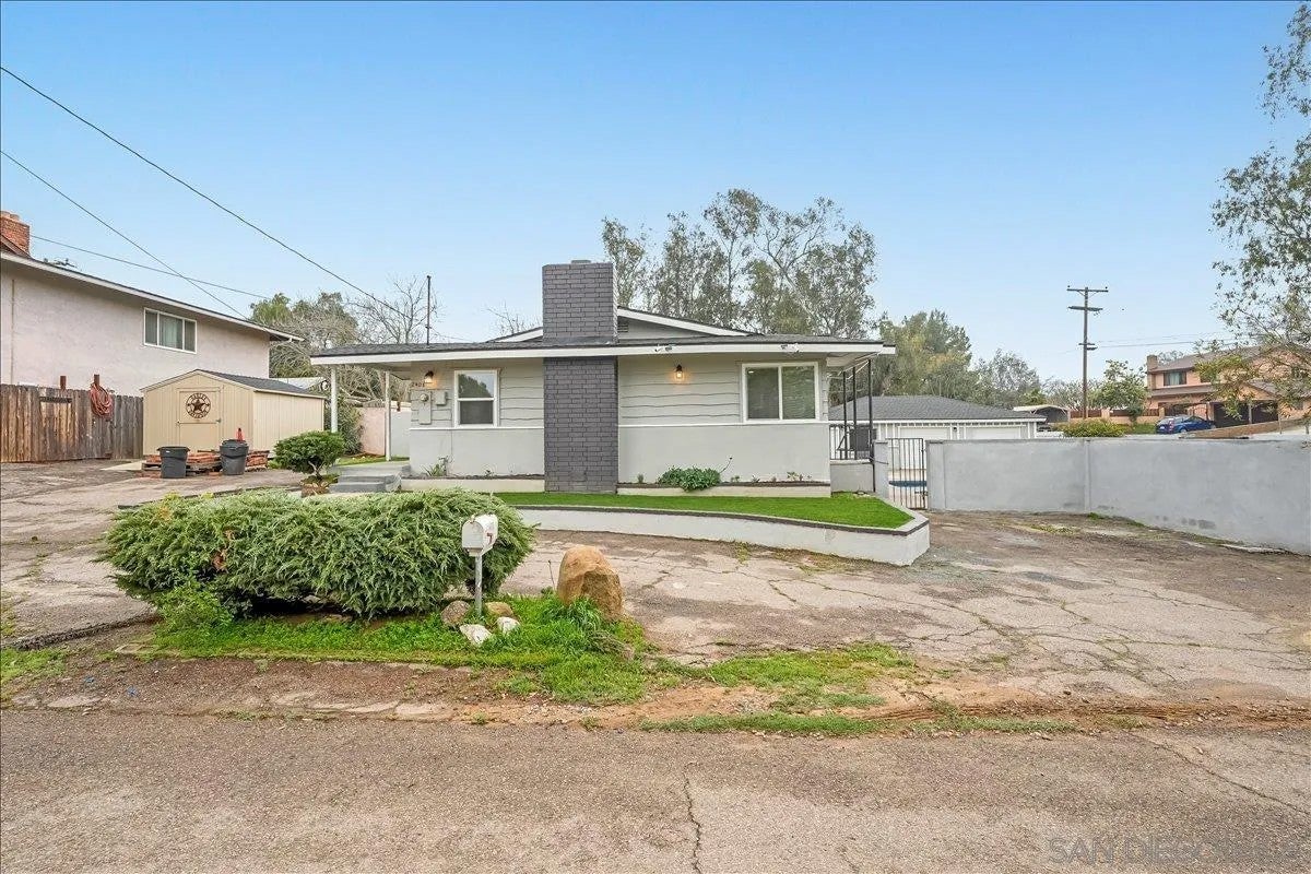 2408 Suncrest Blvd