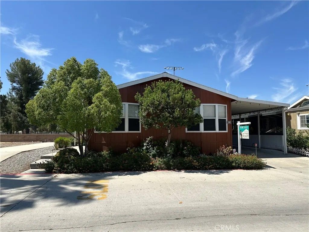 Photo of 913 S Grand Ave #180, San Jacinto, CA 92582 (MLS # SW25133323)