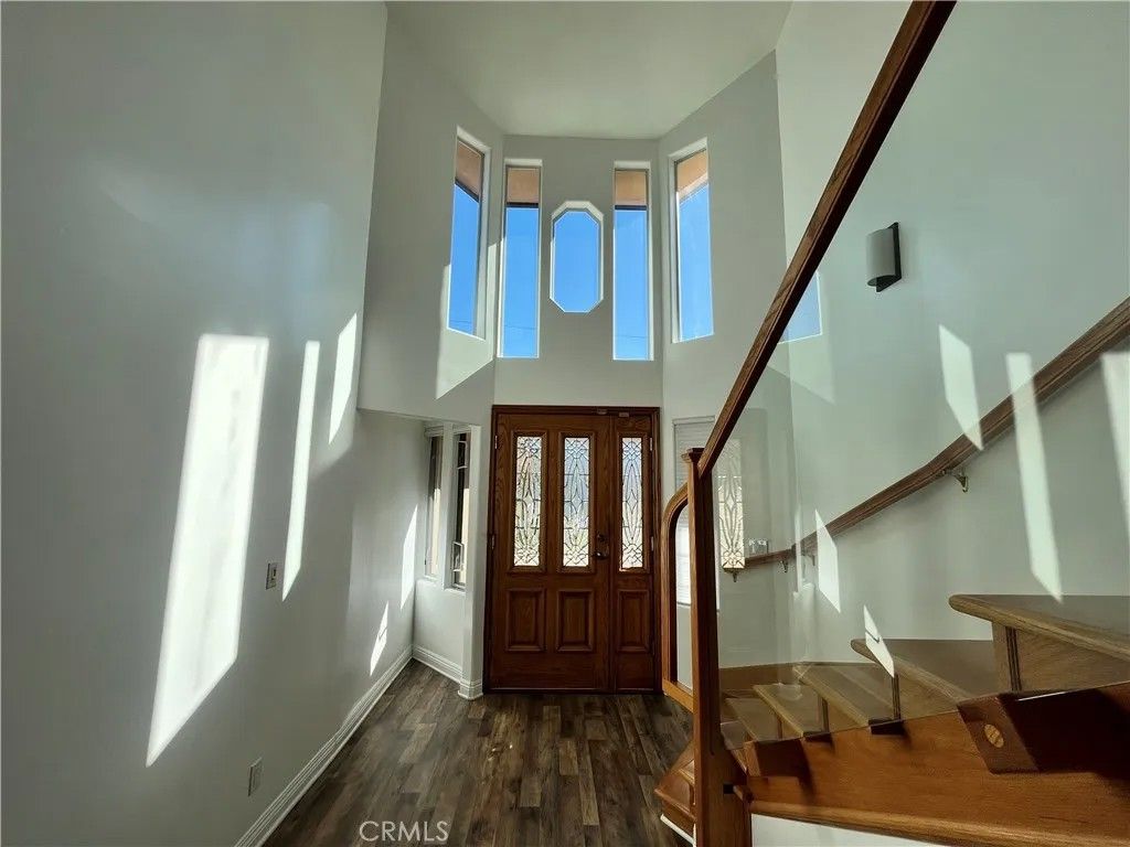 Photo of 28619 Golden Meadow, Rancho Palos Verdes, CA 90275 (MLS # SB25251032)