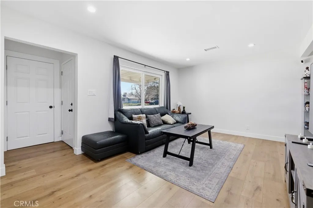 44335 Glenraven