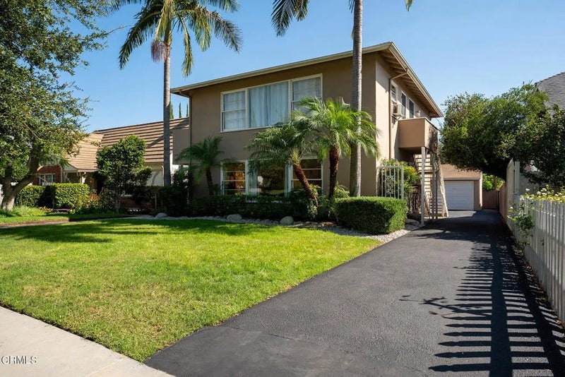 1946 E Villa Street