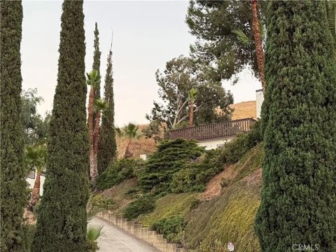 Tiny photo for 25051 Crestview Drive, Loma Linda, CA 92354 (MLS # IV25232519)