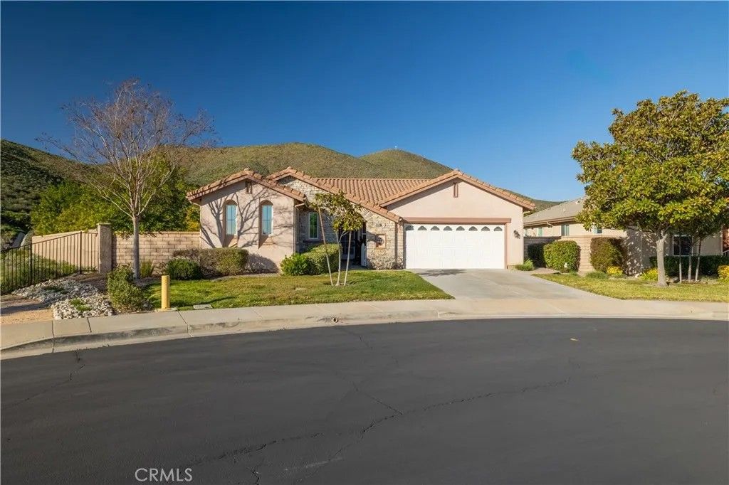 Photo of 28128 Summitrose Dr, Menifee, CA 92584 (MLS # SW26018773)